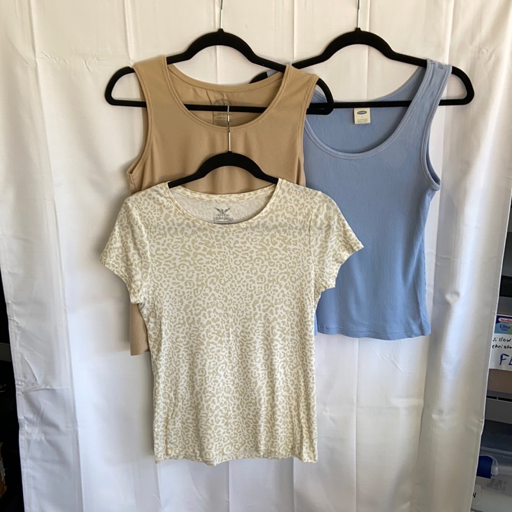 T-shirt and tank bundle